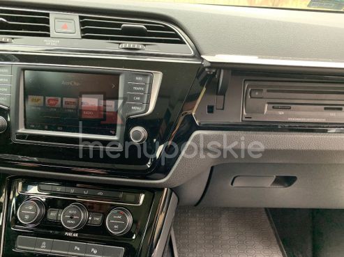 VW DISCOVER MEDIA